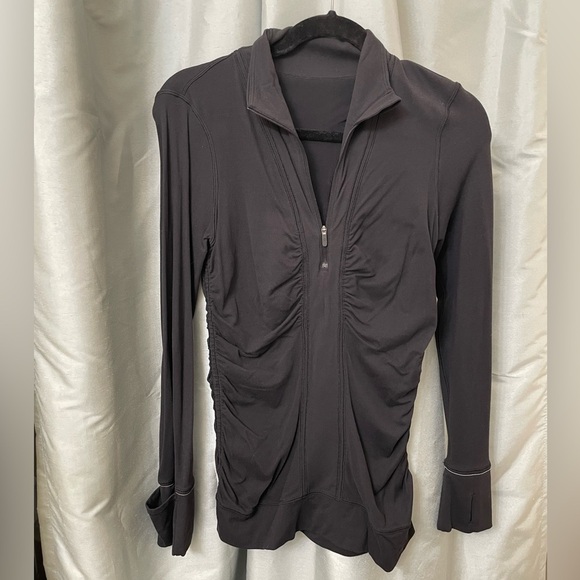 Lululemon black zip up jacket size 6 - Picture 1 of 7